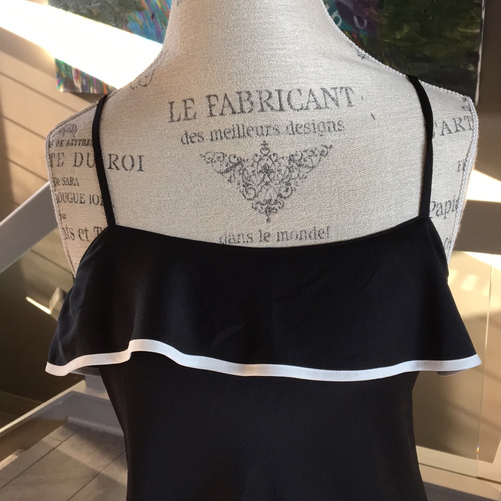Ruffle Tank - Picture 2 of 3